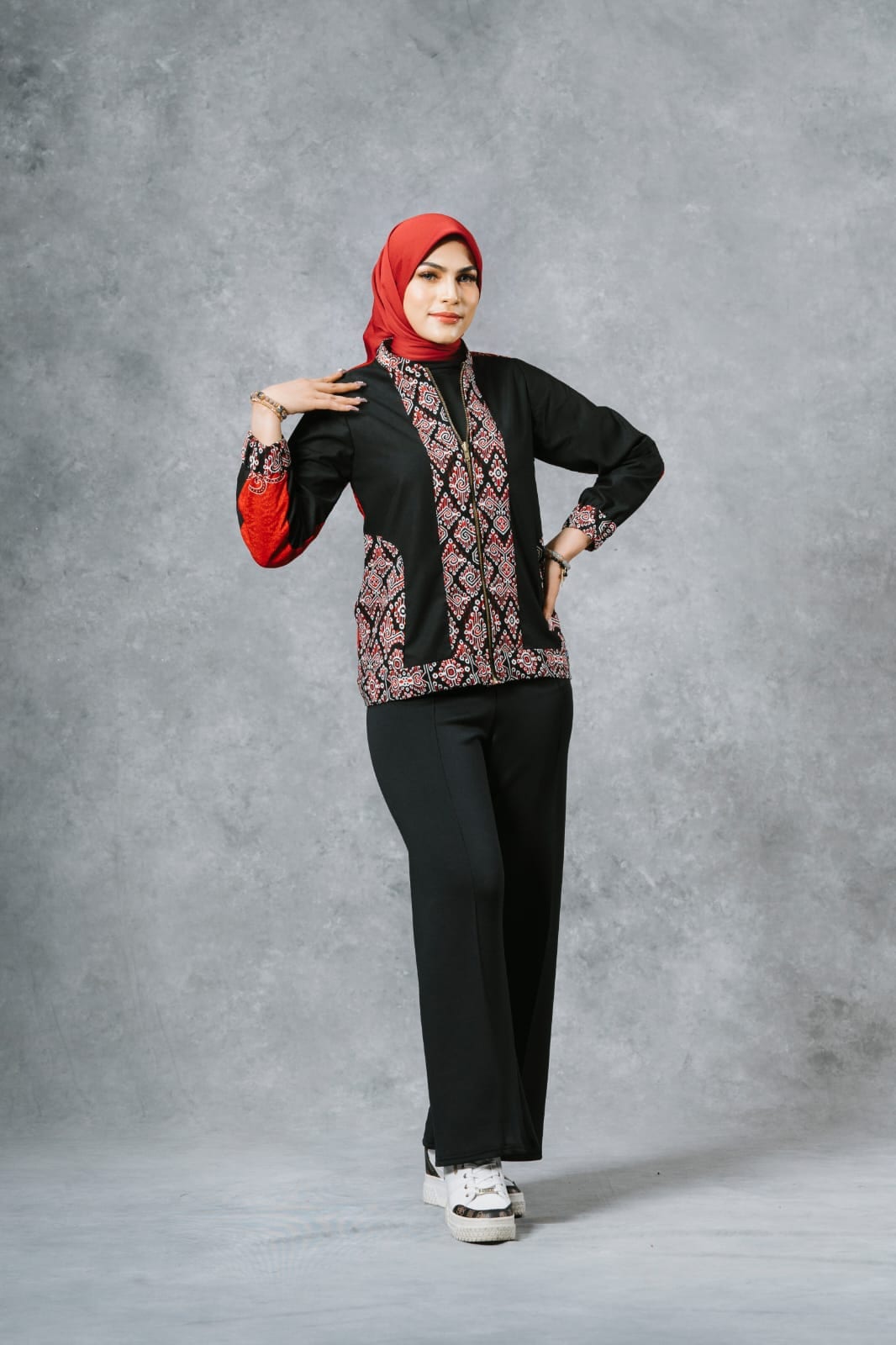 One Set Blouse Hitam Songket