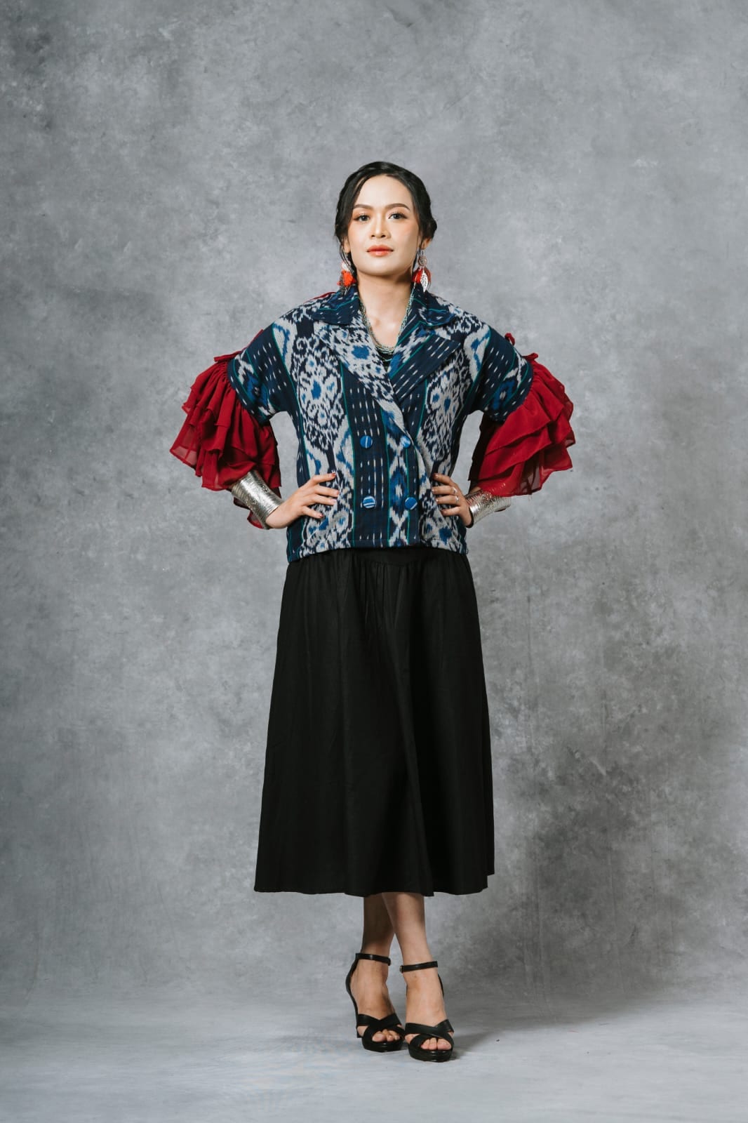 Set Blouse Ikat Navy Lengan Merah